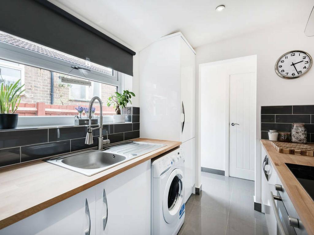 Cambridge House - Modern 2 Bedroom House, Close To Luton Airport & Town Centre Экстерьер фото